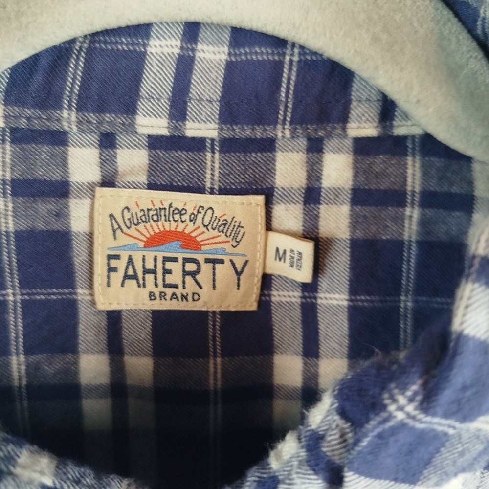 Faherty Movement Button Shirt Mens Medium Performance Dark Blue Plaid - Picture 4 of 13